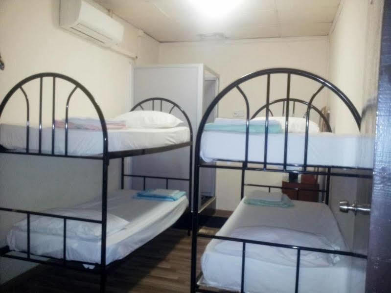 Cube Family Boutique Capsule Hotel At Chinatown Szingapúr Kültér fotó